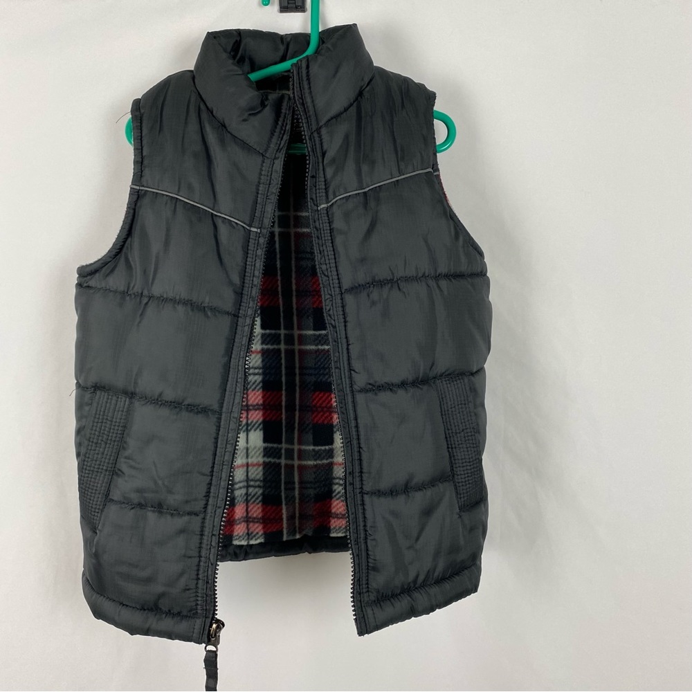 Weather Report kids lined puffer vest. Size 4